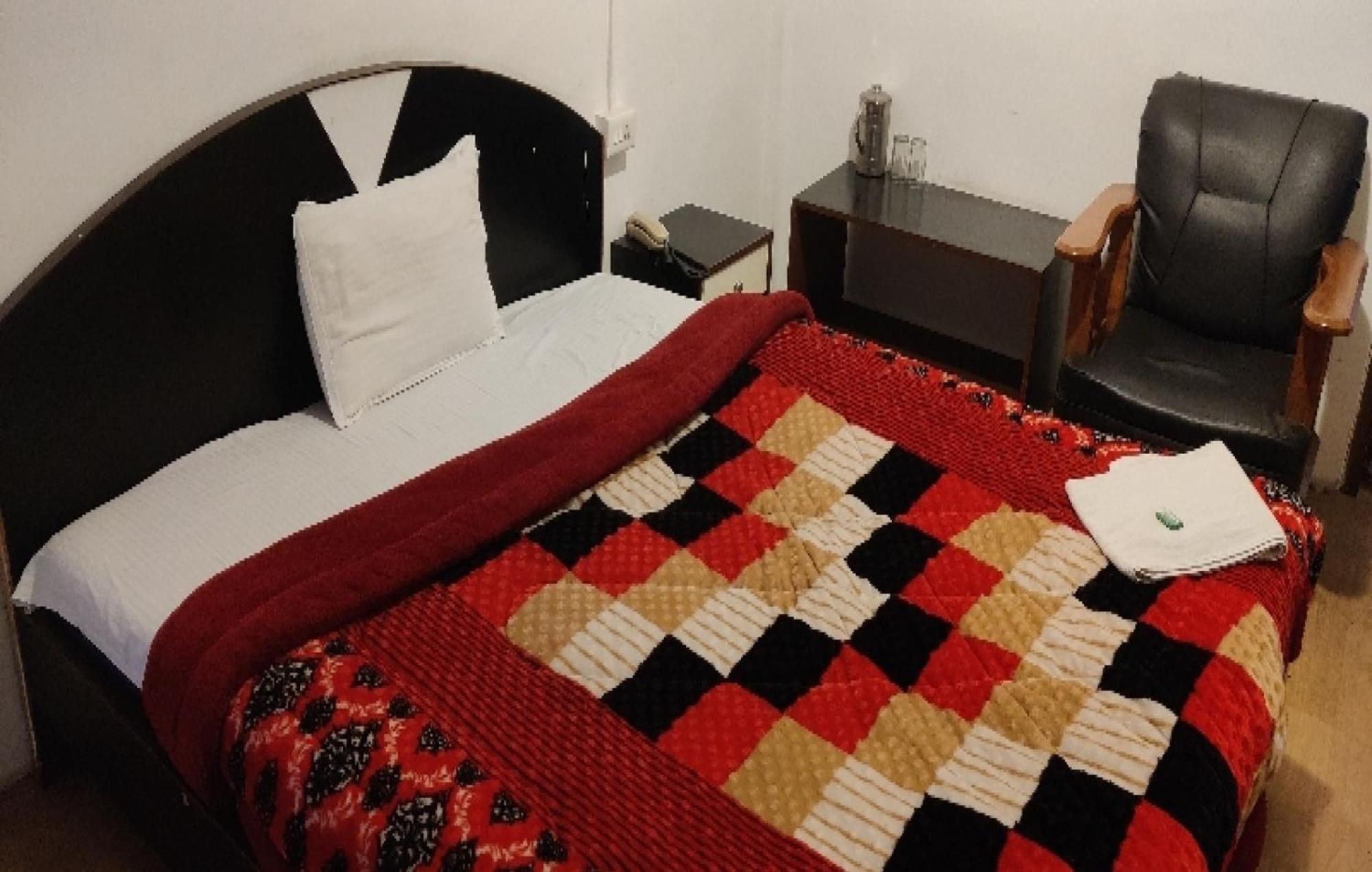 Capital O 8272 Hotel Pratigya Residency Gangtok Buitenkant foto