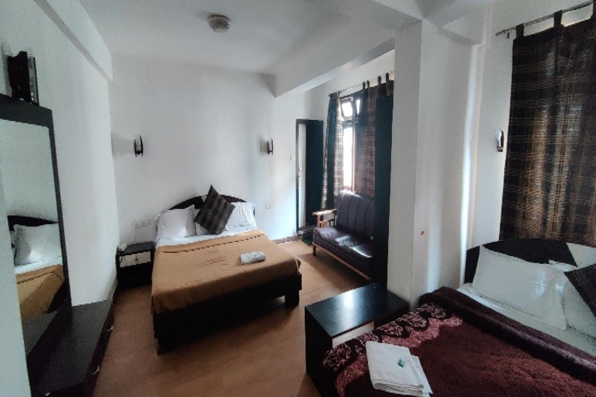 Capital O 8272 Hotel Pratigya Residency Gangtok Buitenkant foto