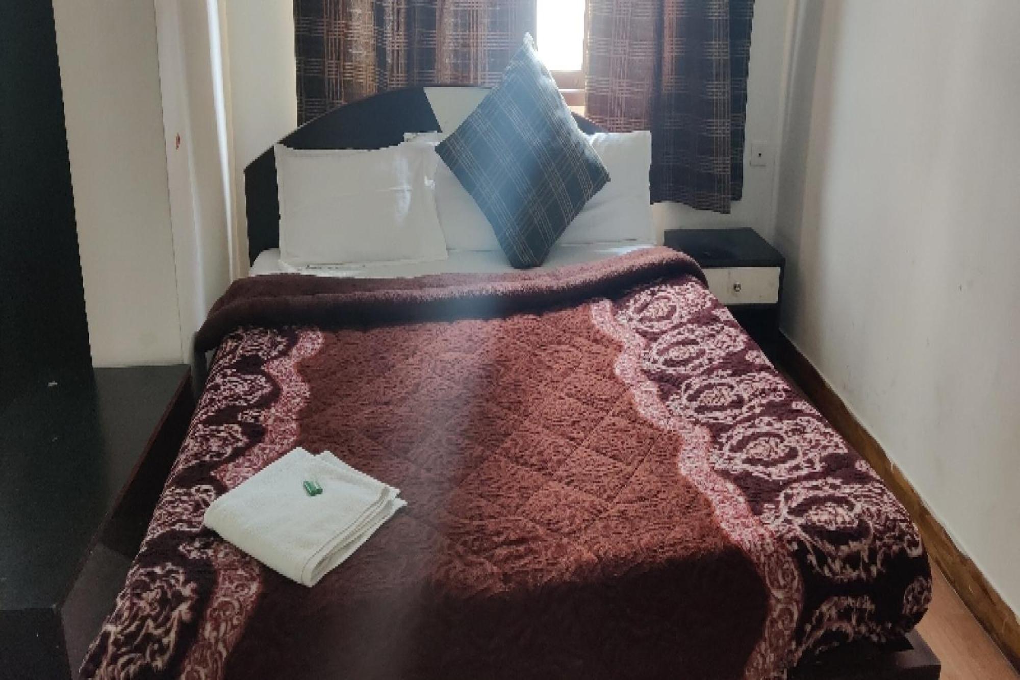 Capital O 8272 Hotel Pratigya Residency Gangtok Buitenkant foto
