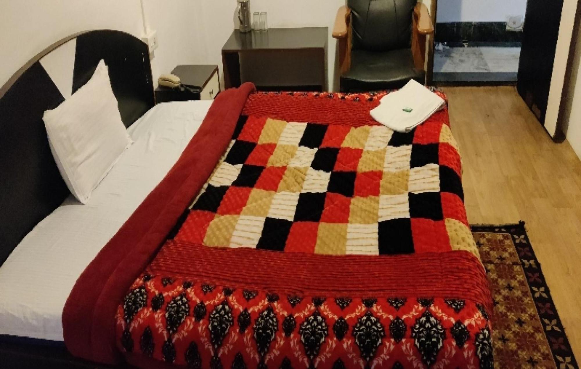Capital O 8272 Hotel Pratigya Residency Gangtok Buitenkant foto